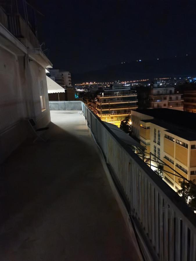 Penthouse Spacious W Super Wifi & Terrace, 2 Min From Metro Appartement Athene Buitenkant foto